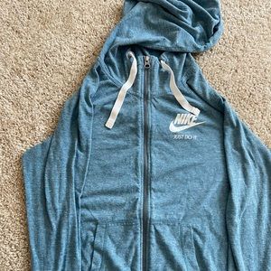 Women’s Nike hoodie size small